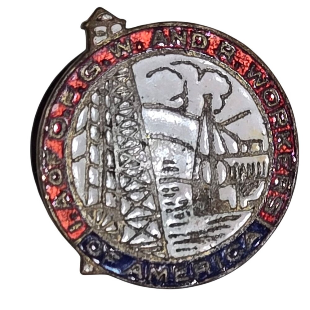 Vintage IA of OPGW and R Workers Of America Enamel Pin Badge Oil Rig Derrick
